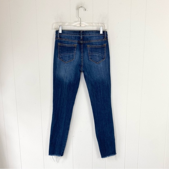 Driftwood Jackie Rose Floral Embroidered Skinny Jeans Raw Hem Stretch Size 26 - Picture 10 of 16